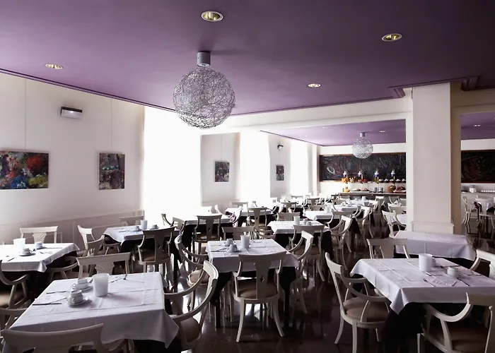 Hotell Gaudi 3*