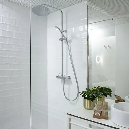 Otel Gaudi 3*