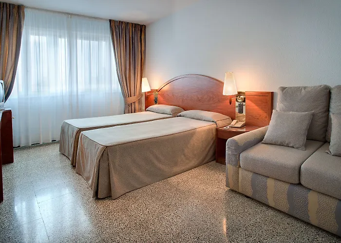 Ξενοδοχείο Gaudi 3*