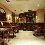 Hotel Gaudi 3*