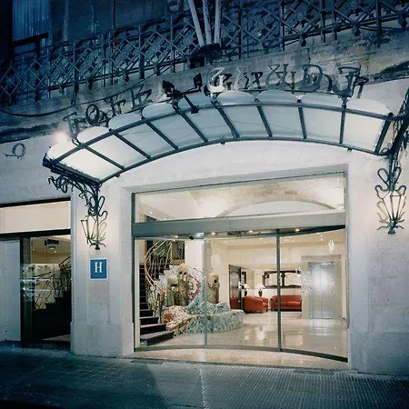 Gaudi Hotel 3*