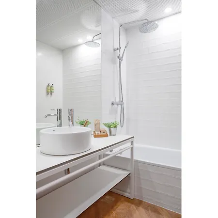 Hotel Gaudi 3*