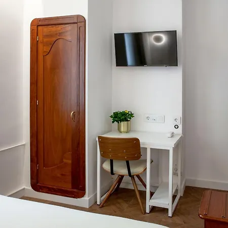 Hotel Gaudi Barcelona