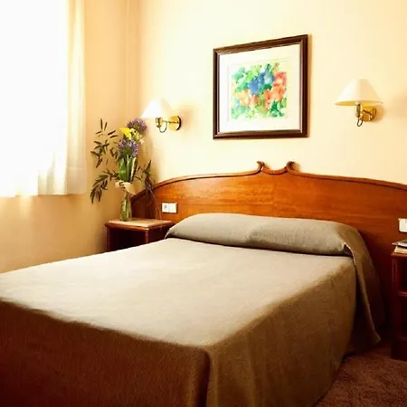 Gaudi Hotel 3*
