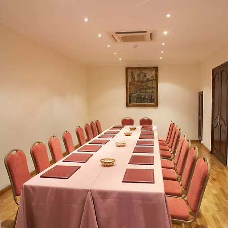 Hotel Gaudi 3*