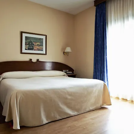 Gaudi Hotel 3*